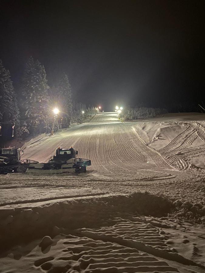 Ubytovani Skipot Lägenhet Potucky Exteriör bild
